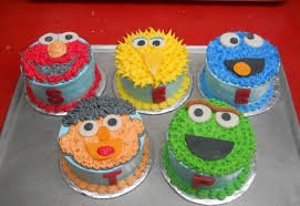 Serving and Storing Your Sesame Street Cake: